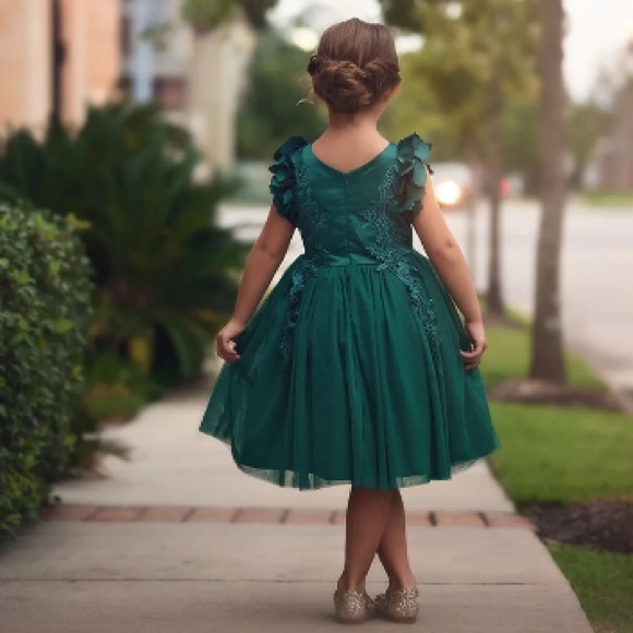 Girls Size 7 Green Dress - Picture 6 of 6